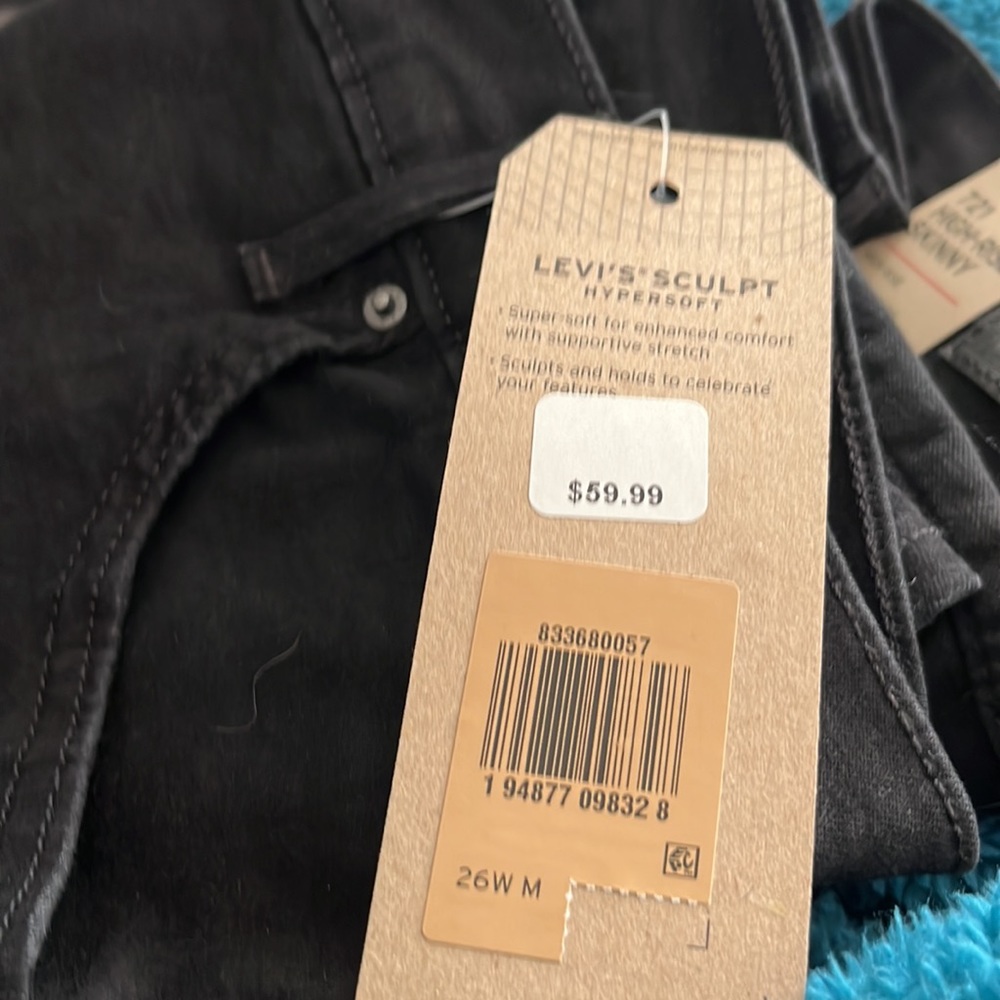 Levi’s woman’s plus size 721 high-rise skinny Jeans. NWT. Size 26 - Picture 7 of 7